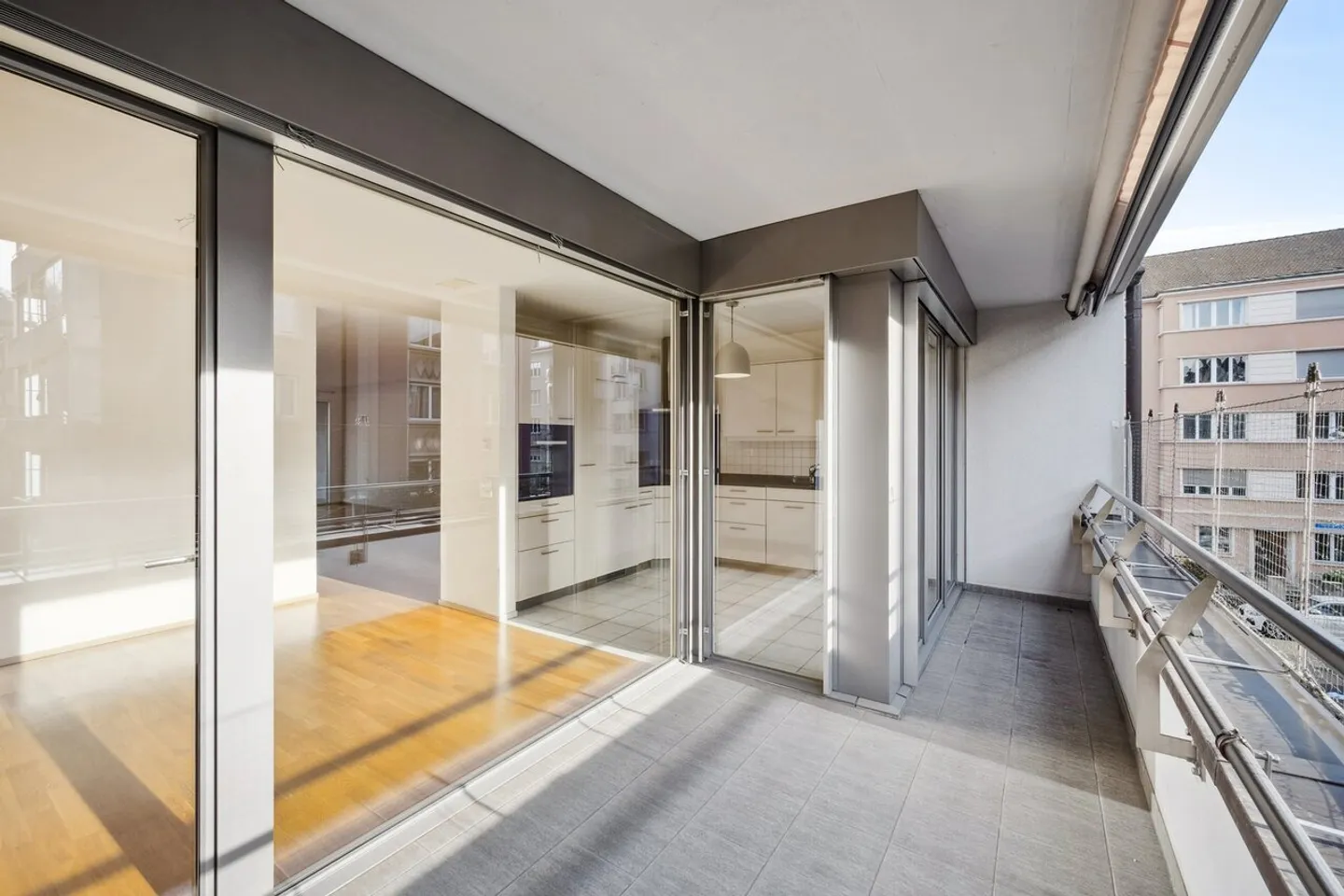 Moderne Wohnung im Gundeli - Foto 4 von 11