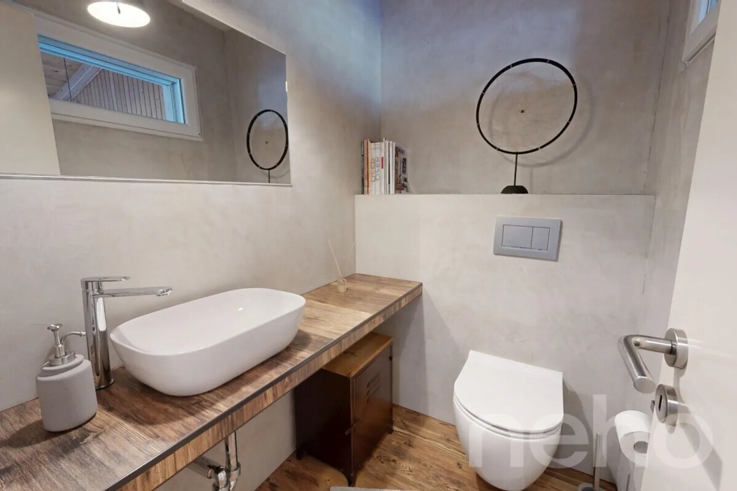 Semi-Detached House in Savièse with Panoramic View and Adjoining Studio - Photo 11 of 12