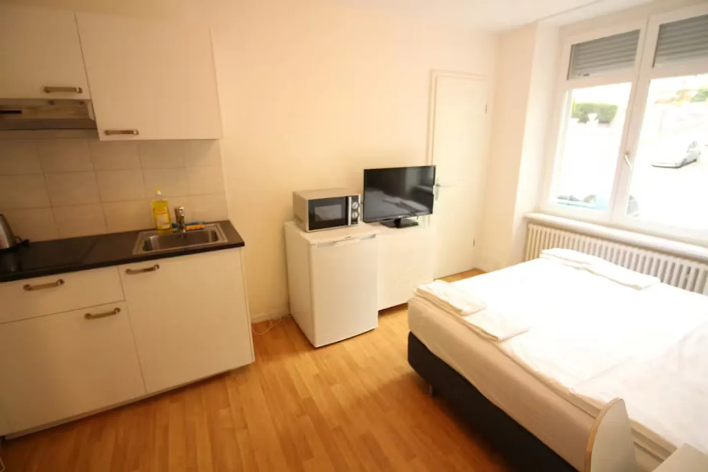 Modern Apartment in Basel - Photo 10 of 10