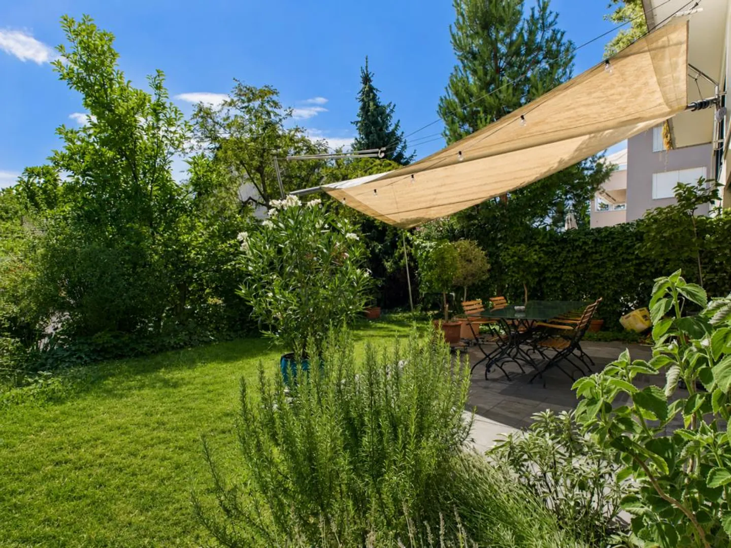 OASI GIARDINO SOLEGGIATA CON MOLTO SPAZIO - Foto 1 di 7