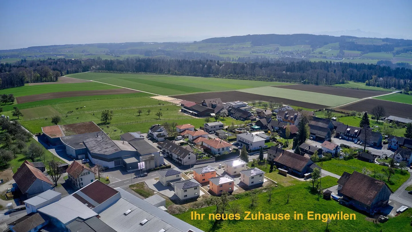 Neues Familienhaus mit Garten - Foto 1 von 11