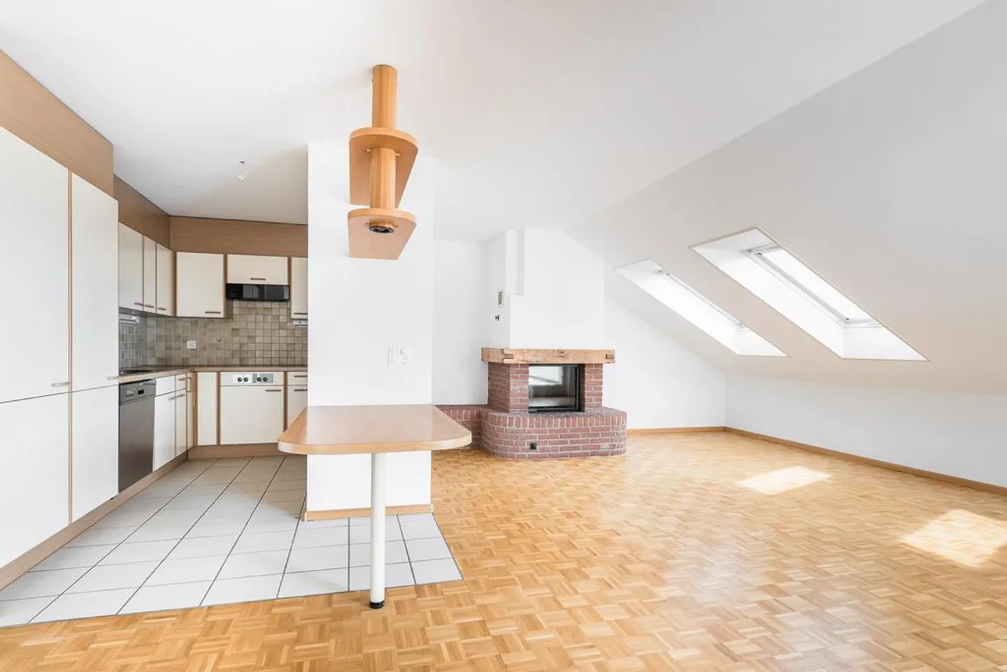 Appartamento adatto alle famiglie - 1 mese di affitto gratuito! - Foto 2 di 9