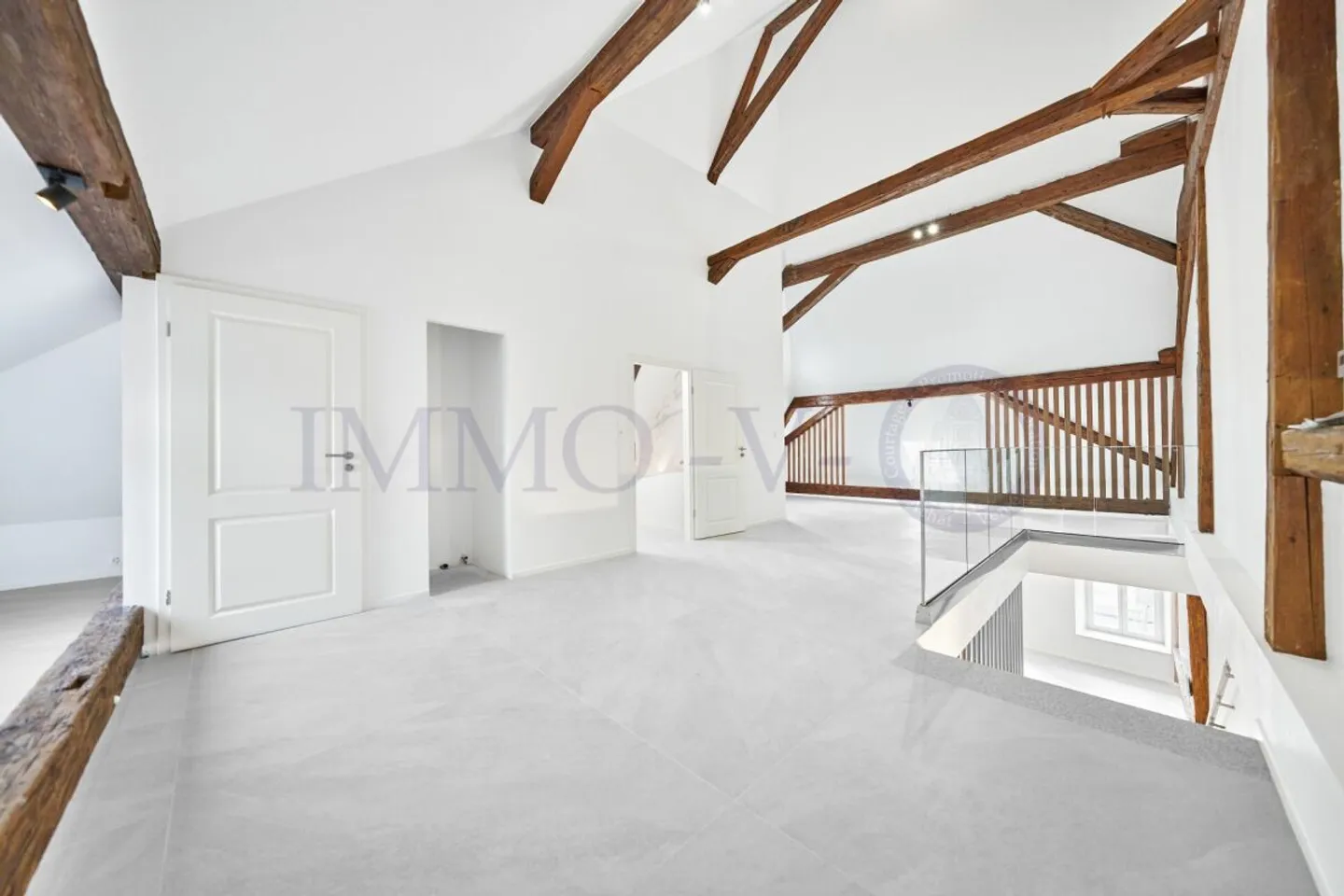 Renovierte Immobilie mit idealer Lage - Foto 7 von 9