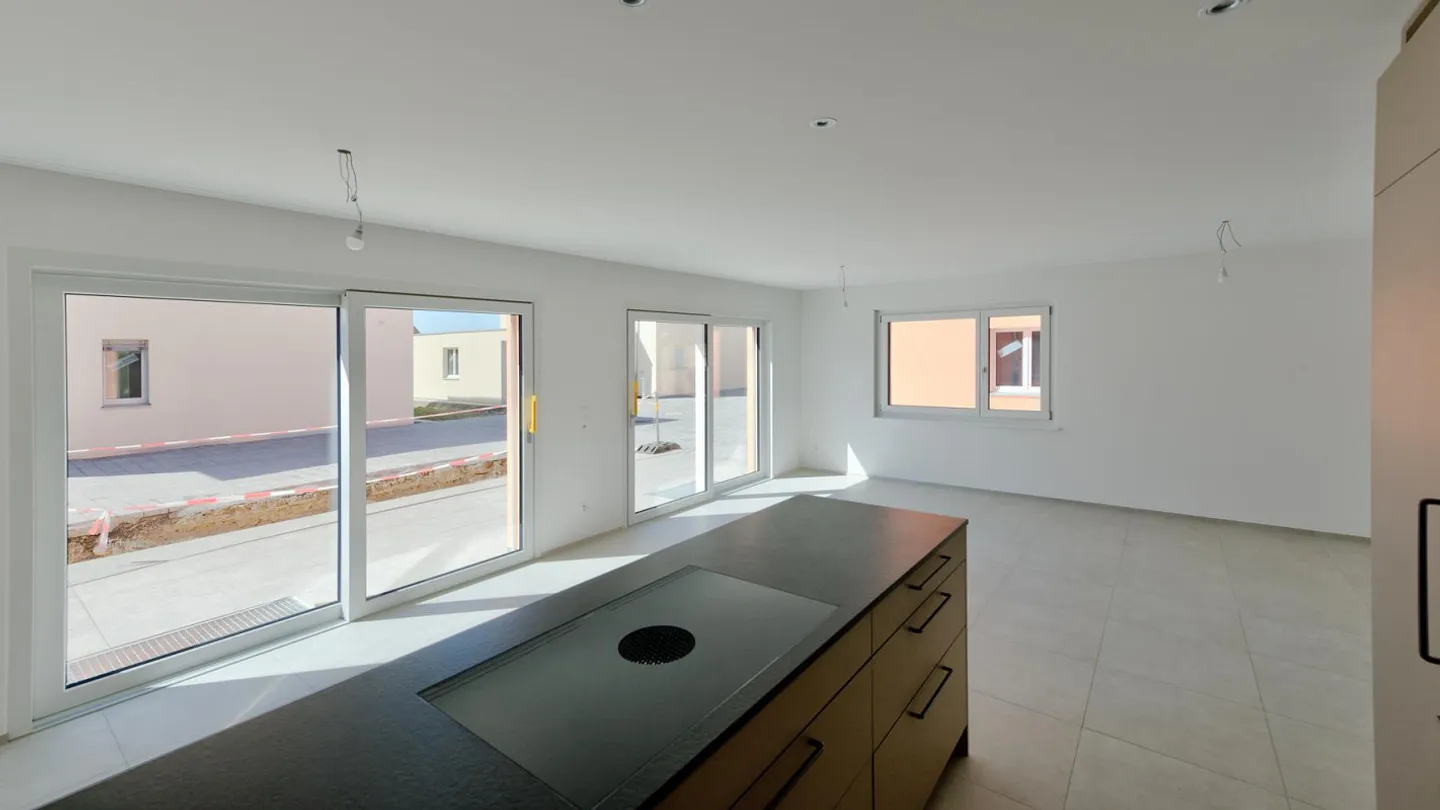 Neues Familienhaus mit Garten - Foto 6 von 11