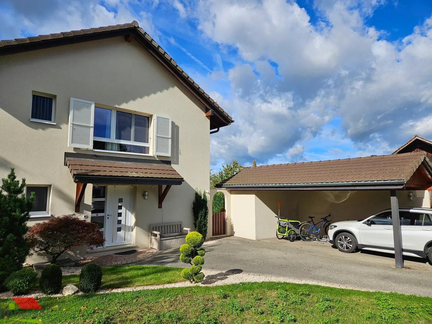 Charmante Maison Jumelle avec Jardin - Photo 1 sur 13