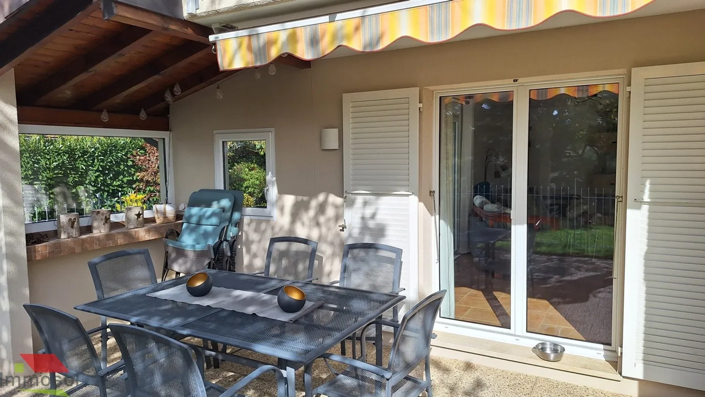 Charmante Maison Jumelle avec Jardin - Photo 5 sur 13