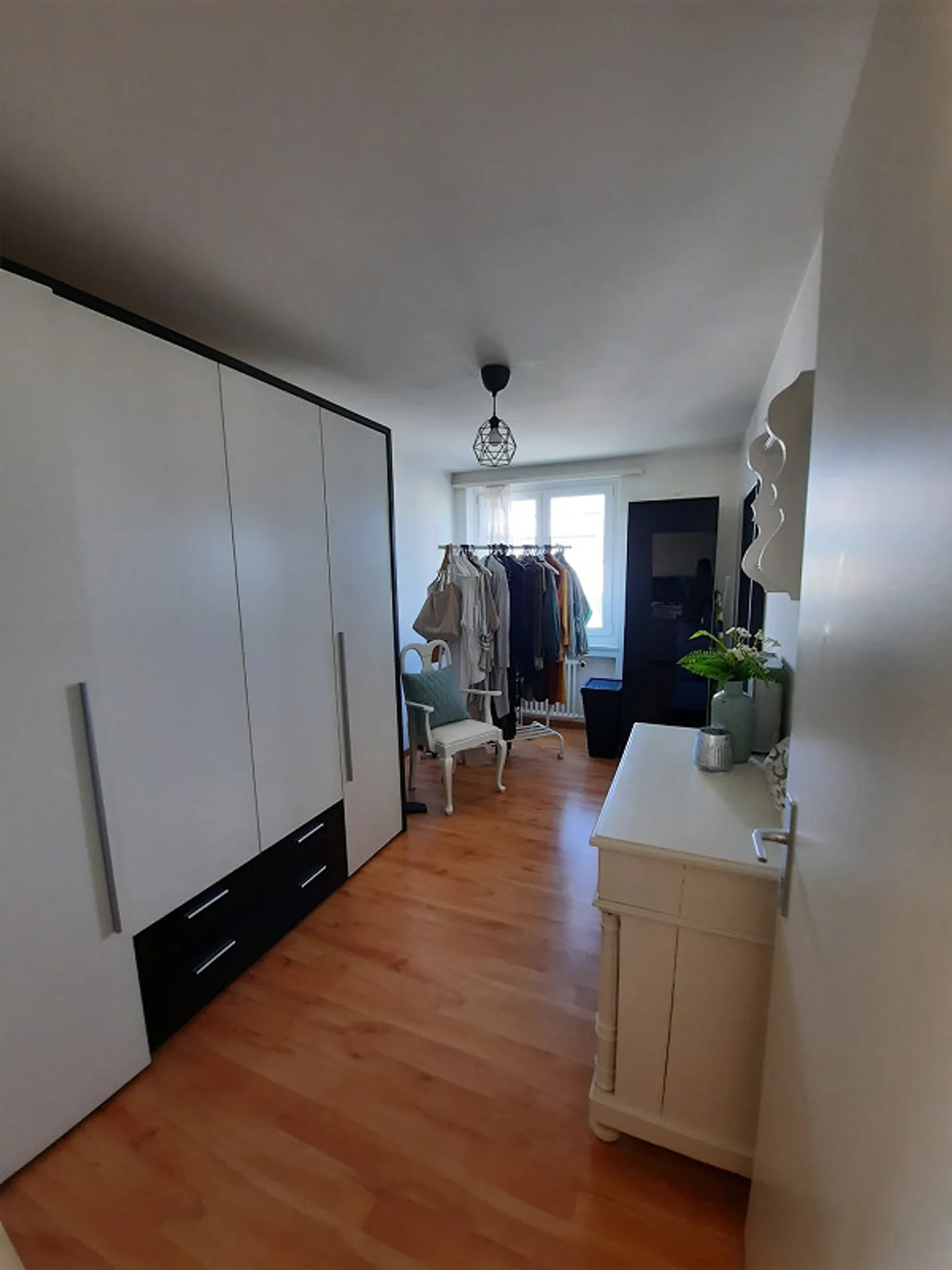 3 Room Apartment - Photo 5 of 7
