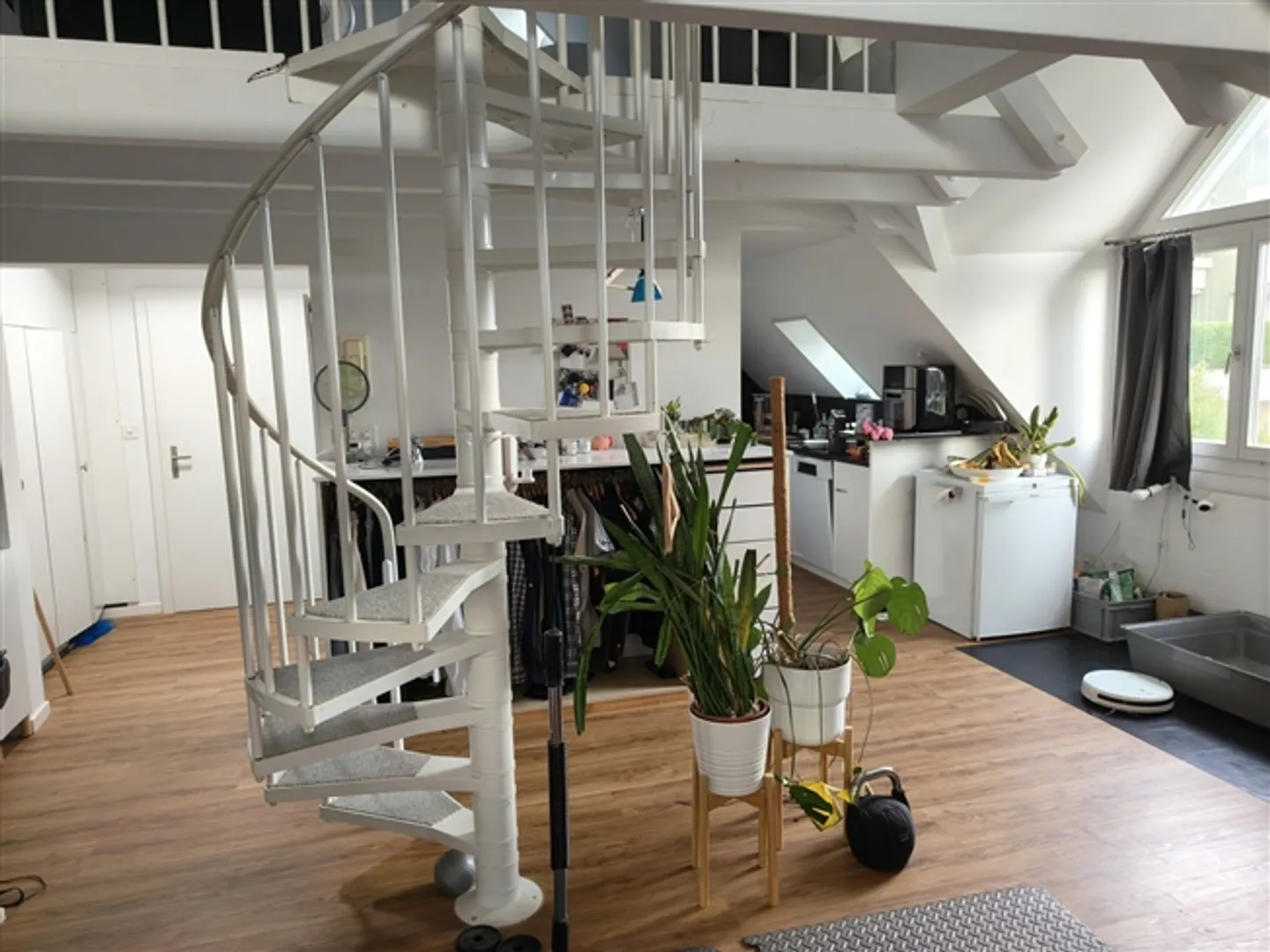 «2 ZI-WOHNUNG IN ZÜRICH - KREIS 10 HÖNGG, MÖBLIERT, TEMPORÄR» - Foto 5 von 7