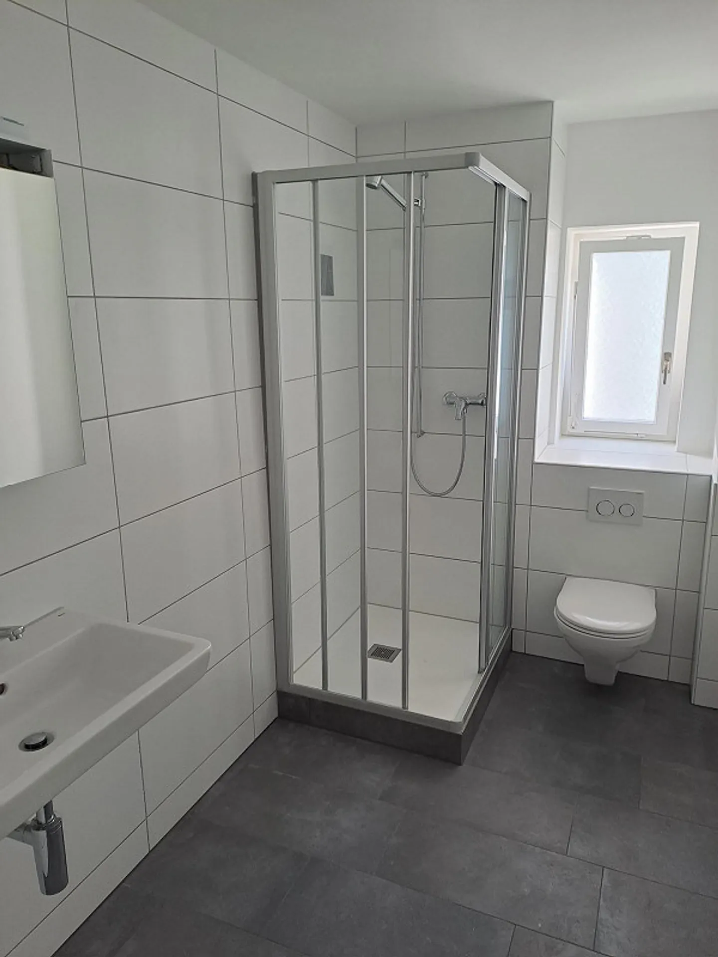 Ampio appartamento 1,5 locali, ristrutturato - Foto 2 di 7