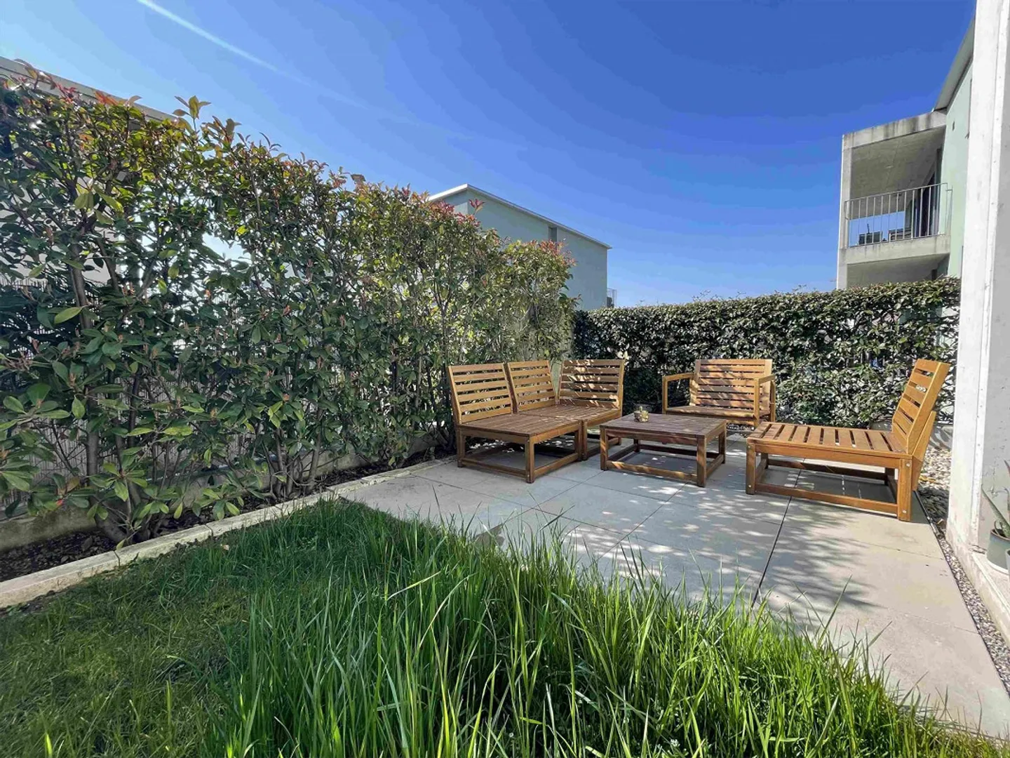 APPARTEMENT 3,5 INTÉRESSANT AVEC JARDINET ET DEUX PARKINGS - Photo 8 sur 11