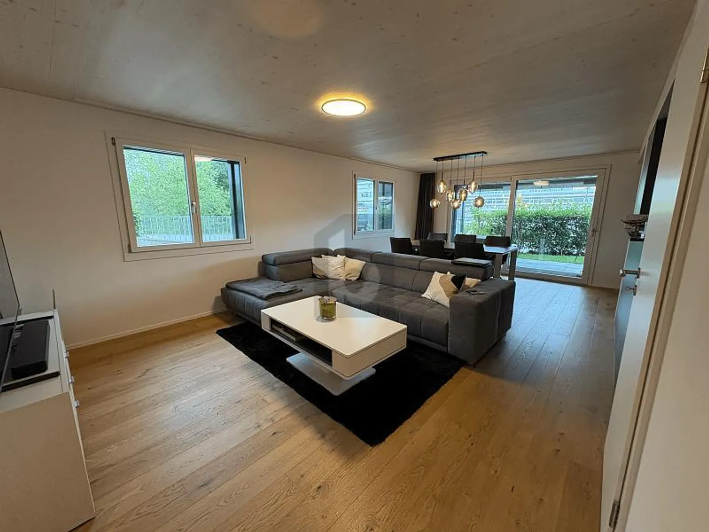 Neuwertige Parterrewohnung - Foto 2 von 6