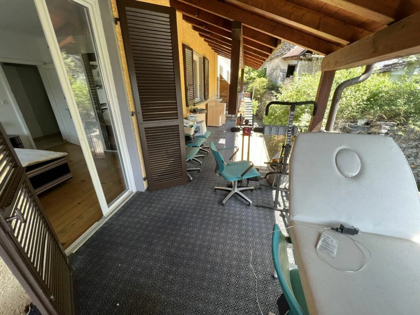 Complesso plurifamiliare con casa 5.5 locali + appartamento di 3.5 ... - Foto 12 di 30