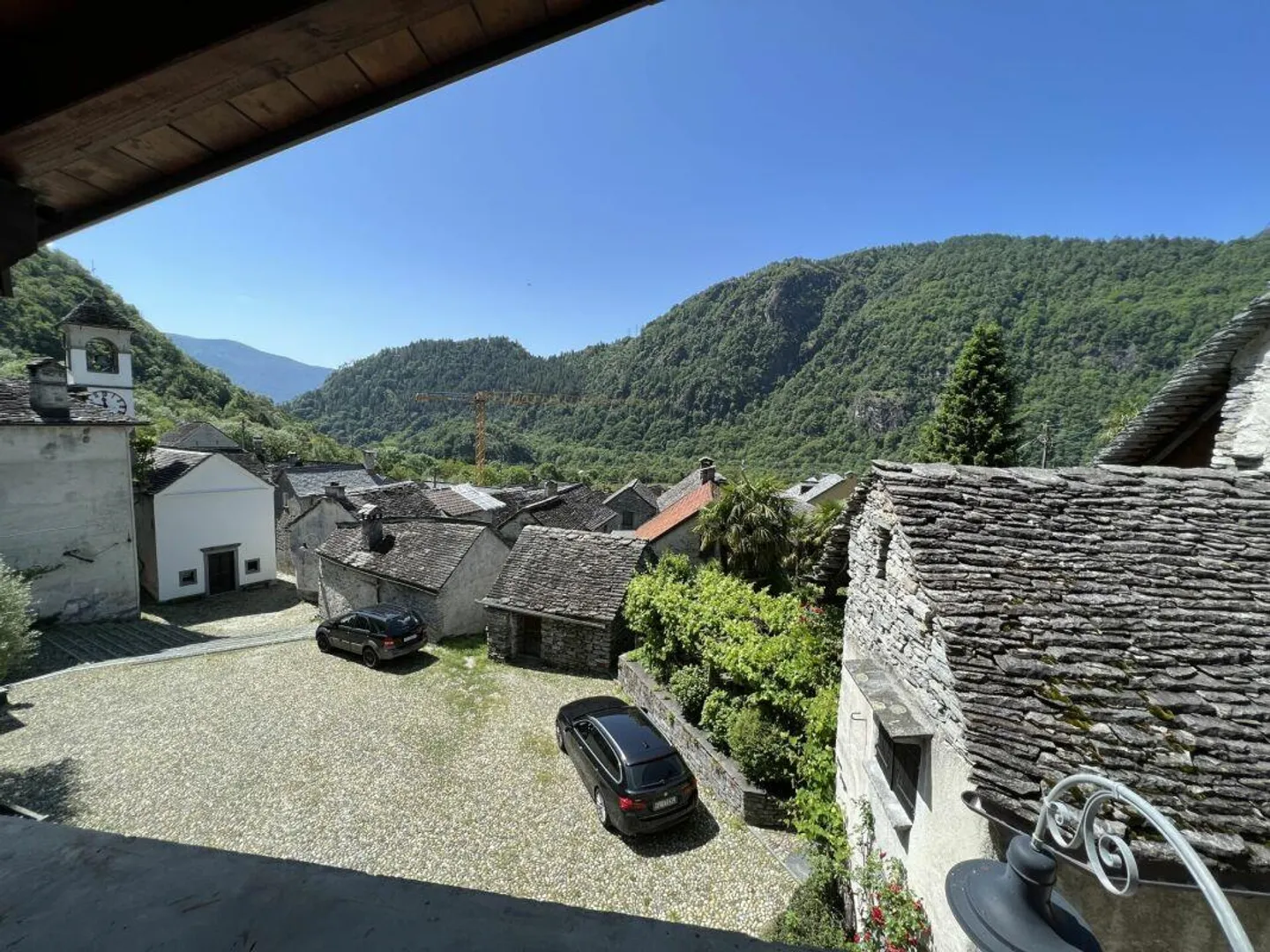 Complesso plurifamiliare con casa 5.5 locali + appartamento di 3.5 ... - Foto 13 di 30