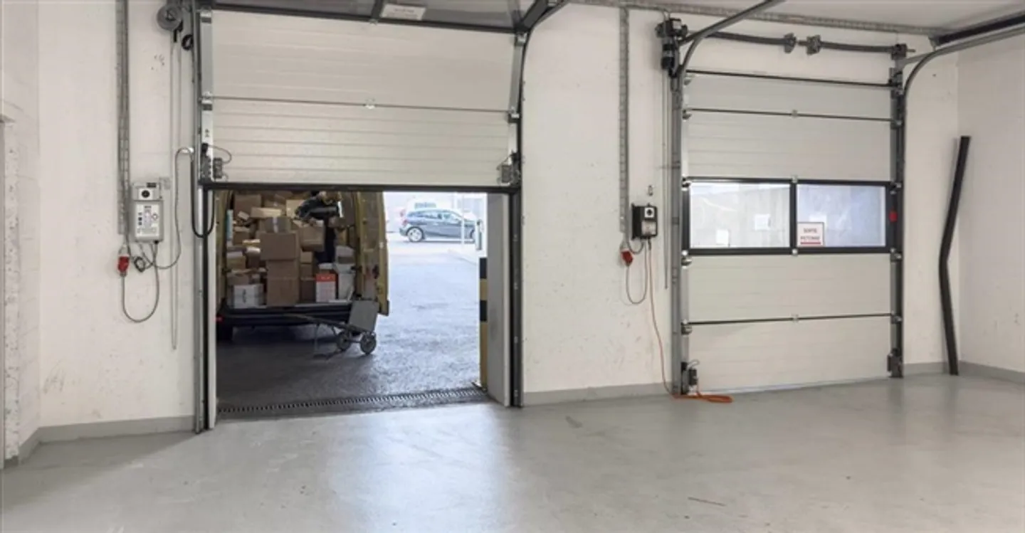 Industria - Foto 1 di 9