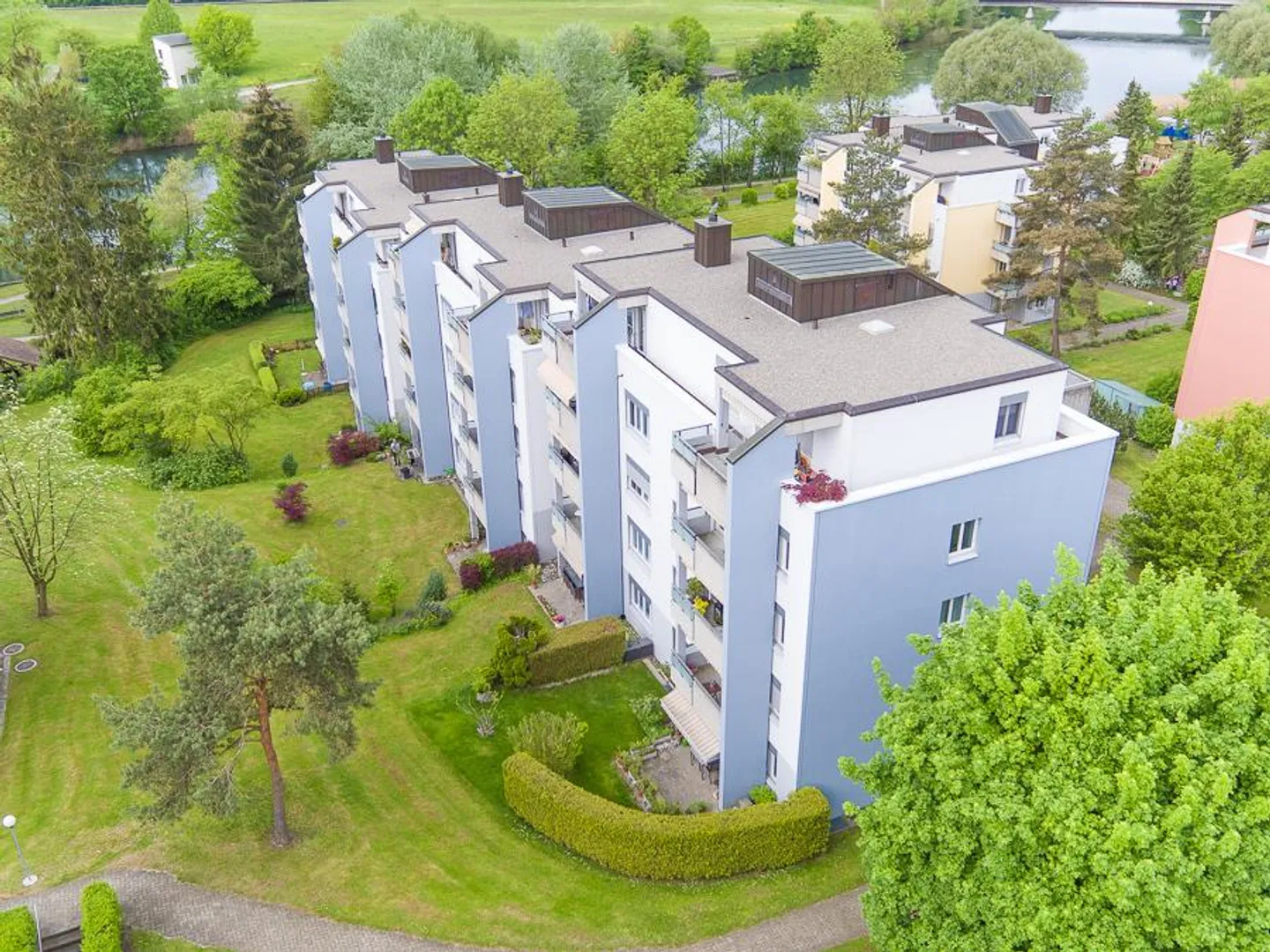 Vivre directement sur la Limmat - Photo 1 sur 7