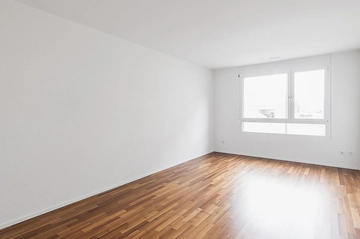 ***Appartement 3.5 pièces*** Espace de sièges couvert de 14m2*** - Photo 4 sur 8