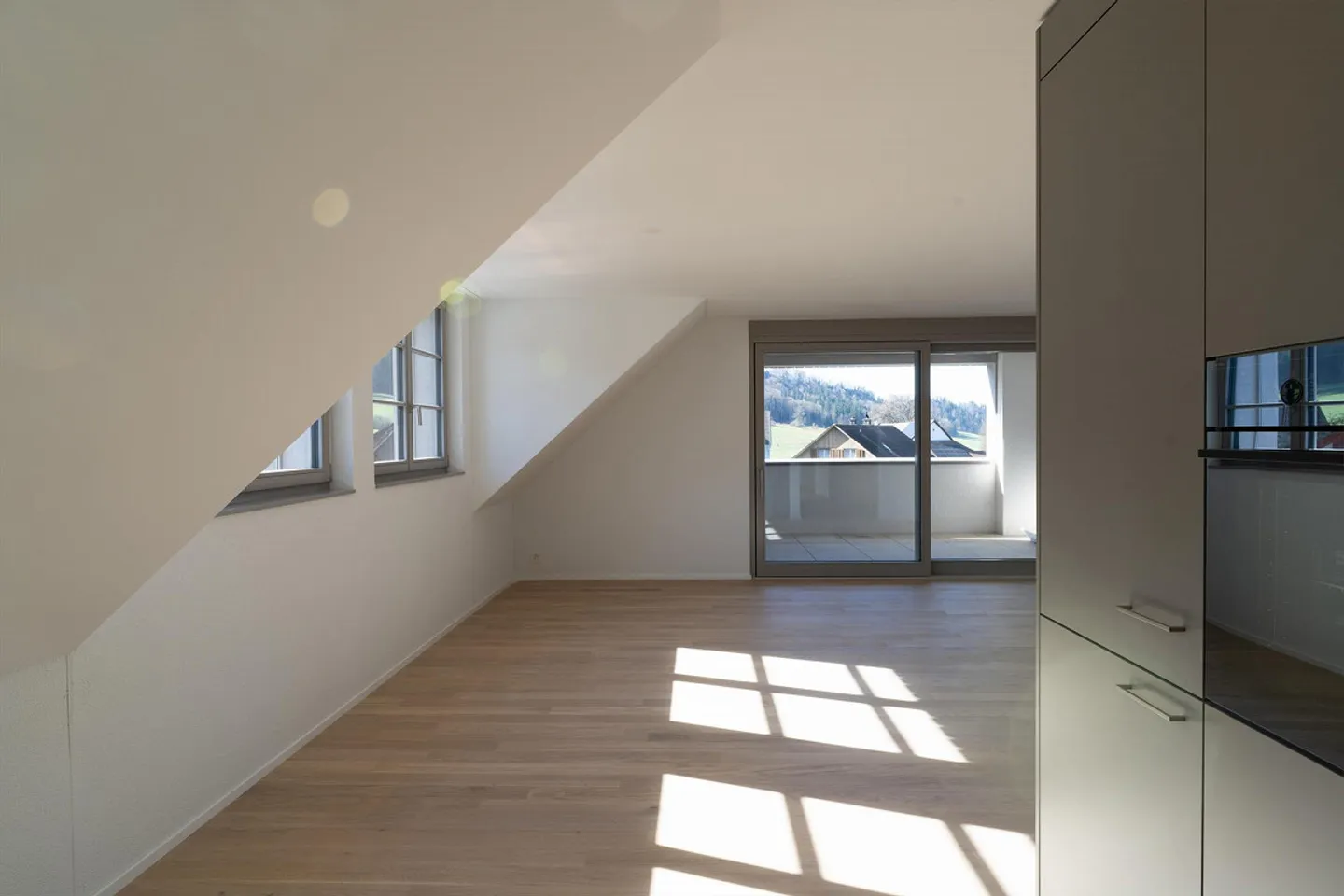 Prima locazione - Appartamenti moderni in affitto a Oberhofen ZH! - Foto 5 di 8