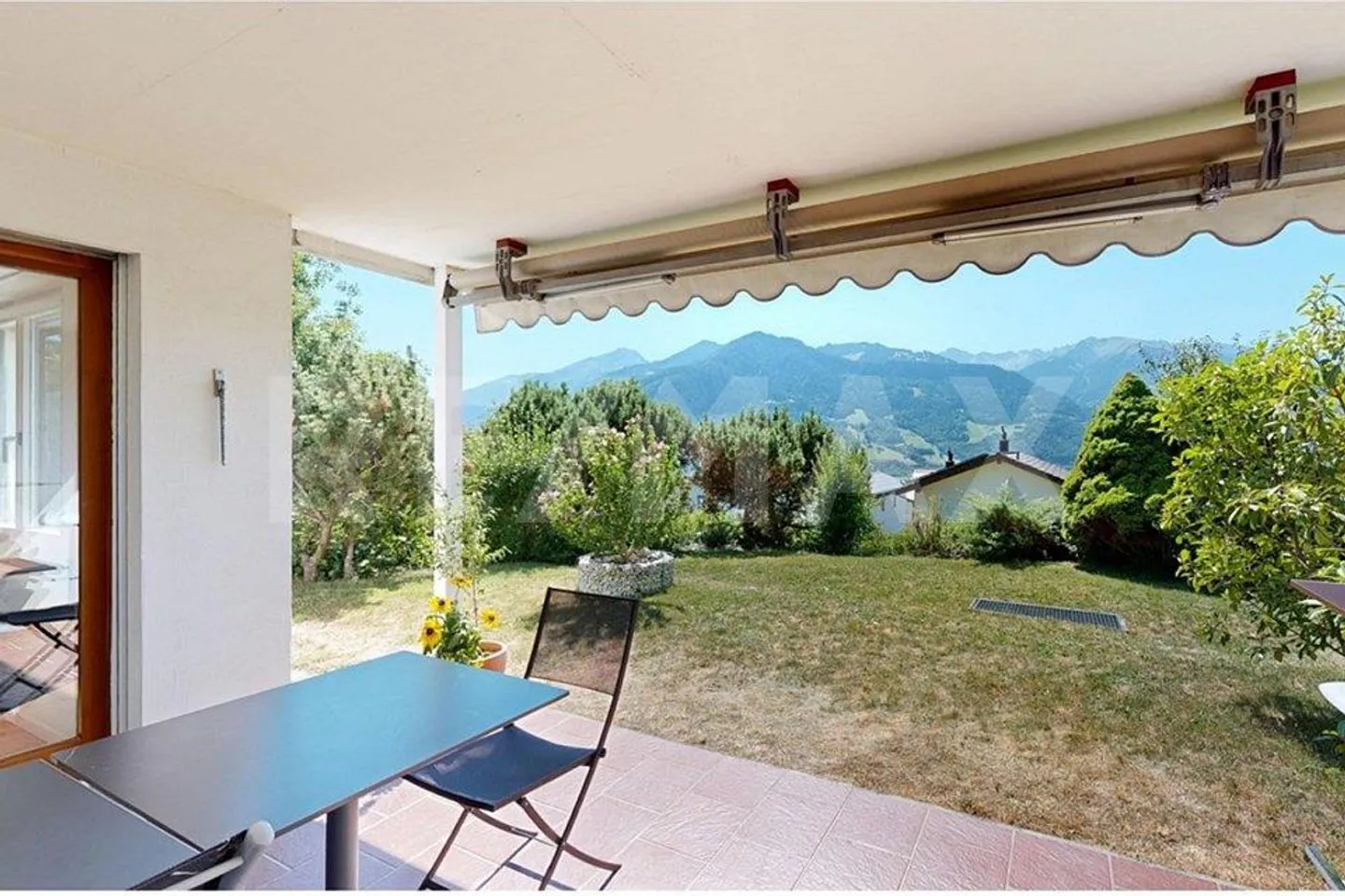 Erdgeschosswohnung mit Aussicht - Foto 3 von 10