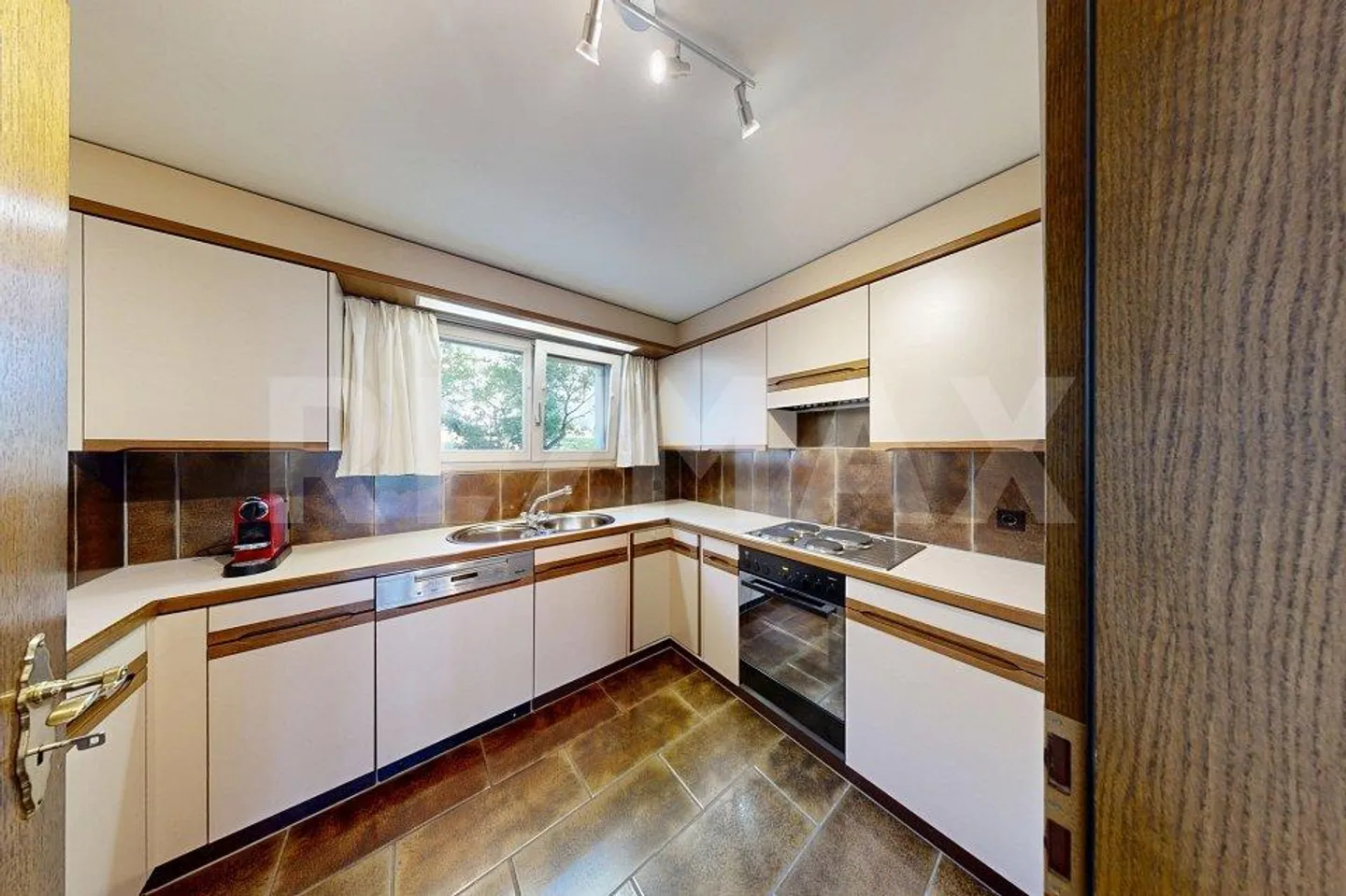 Erdgeschosswohnung mit Aussicht - Foto 7 von 10