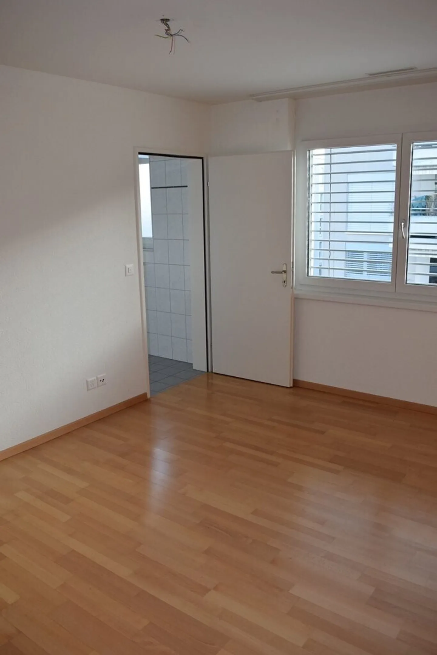 Visit - Move In - Feel Good - Photo 3 of 8