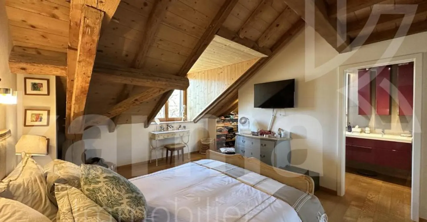 Bel Appartement Attique - Photo 8 sur 10