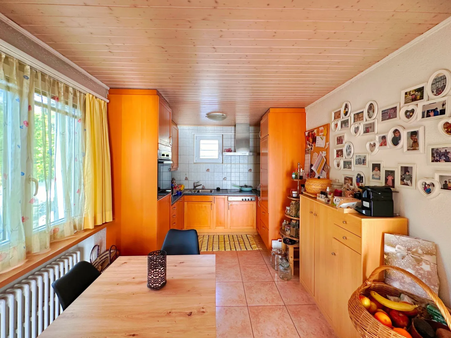 Detached single-family house with unobstructed panoramic view - Photo 10 of 13