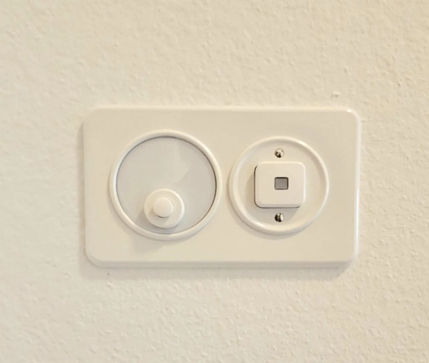 Appartement ensoleillé avec réduit - Photo 7 sur 13