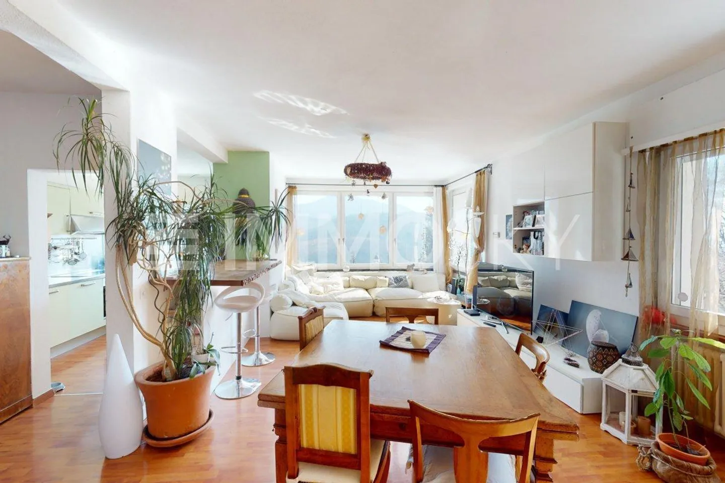 Maison 7 pièces - Photo 2 sur 5