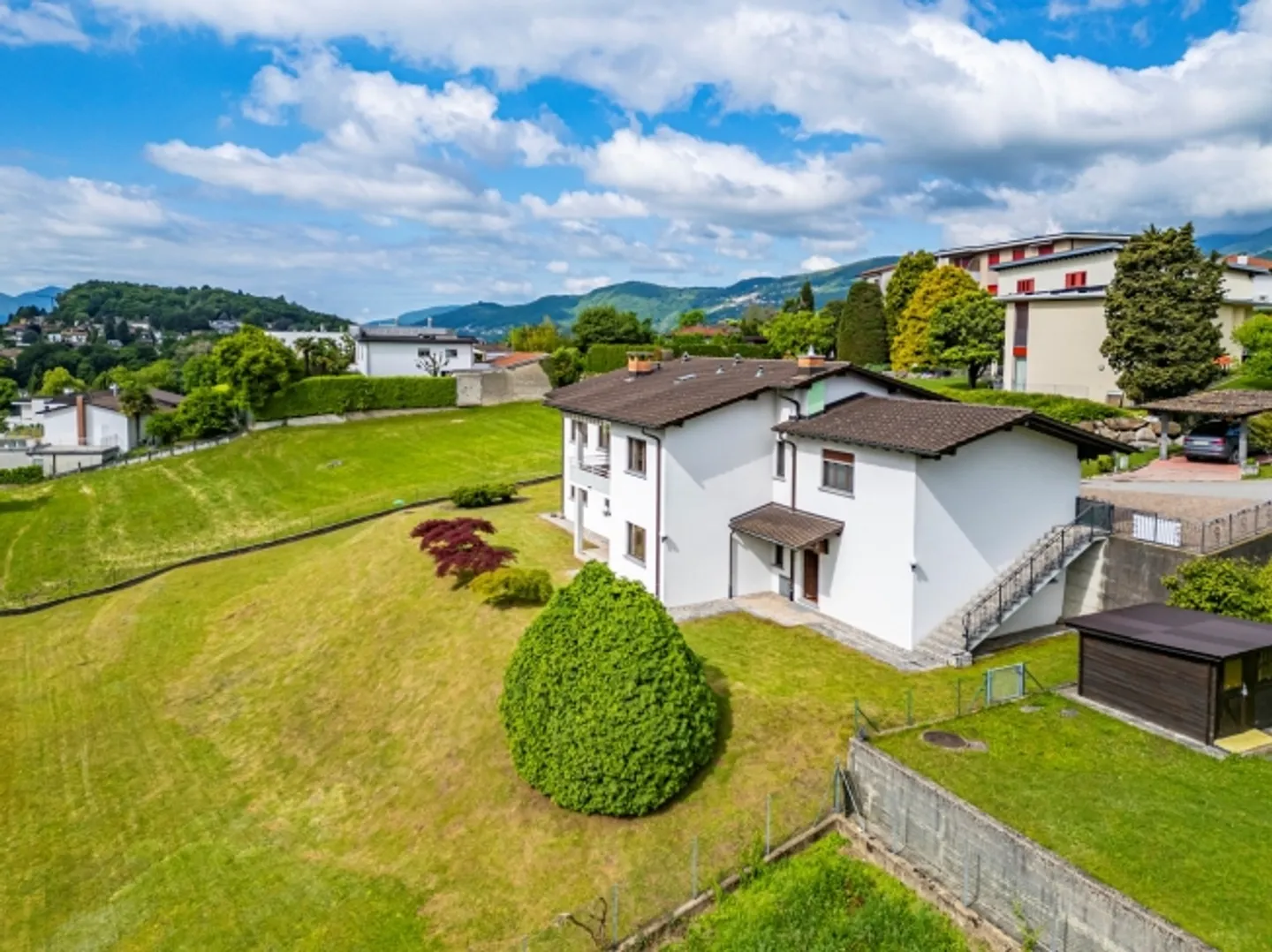 Semi-Detached House with Large Building Plot - Photo 1 of 19
