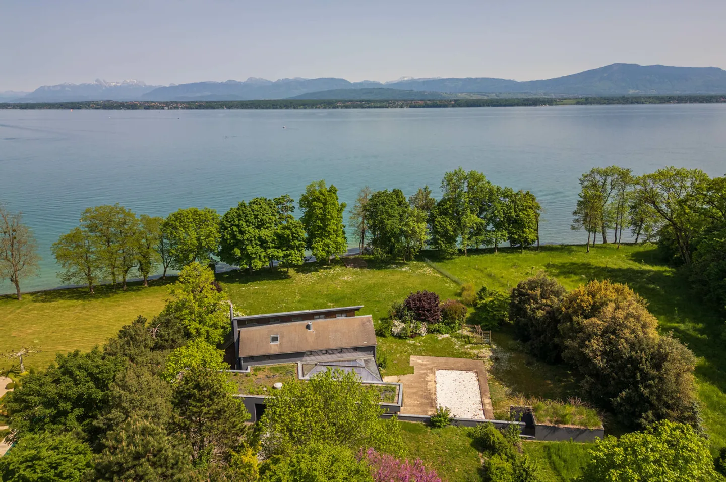 Villa indipendente a piedi nell'acqua con progetto! - Foto 1 di 22