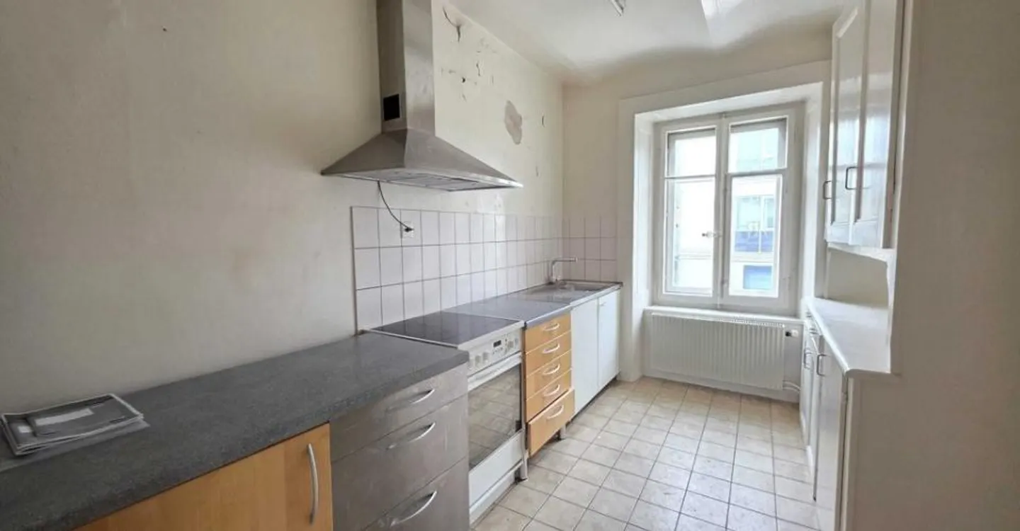 3-Zimmer-Wohnung mit Balkon in der Nähe von Annehmlichkeiten - Foto 3 von 6