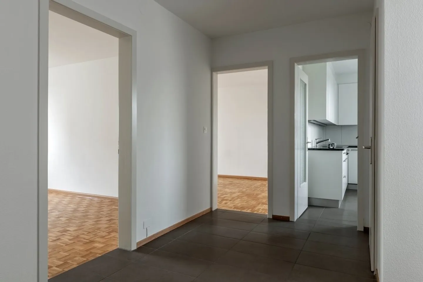 Vue panoramique magnifique sur Birsfelden recherchée - Photo 4 sur 9