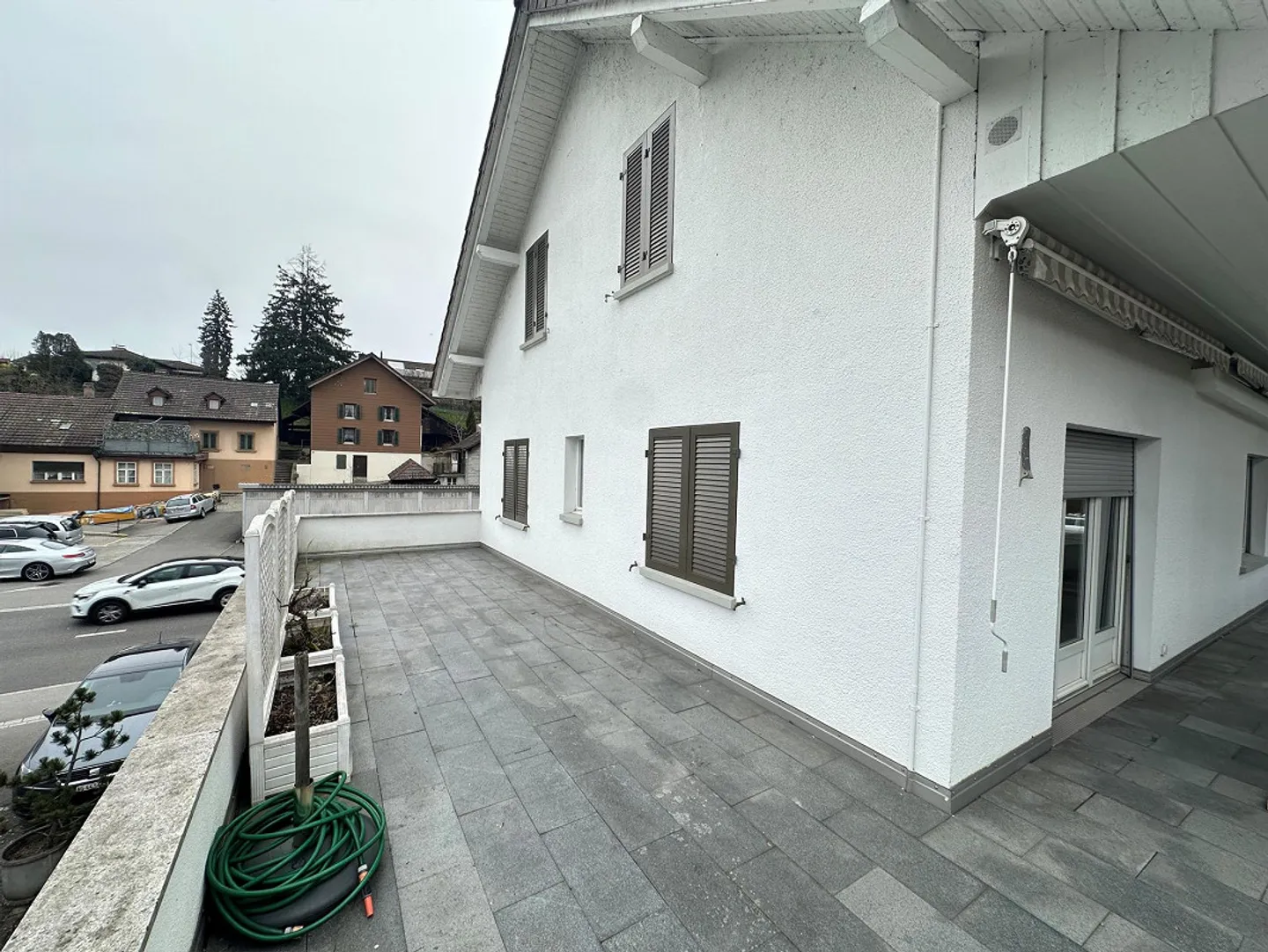 Appartamento luminoso e attraente di 3,5 stanze in posizione centrale a Niederlenz - Foto 7 di 8