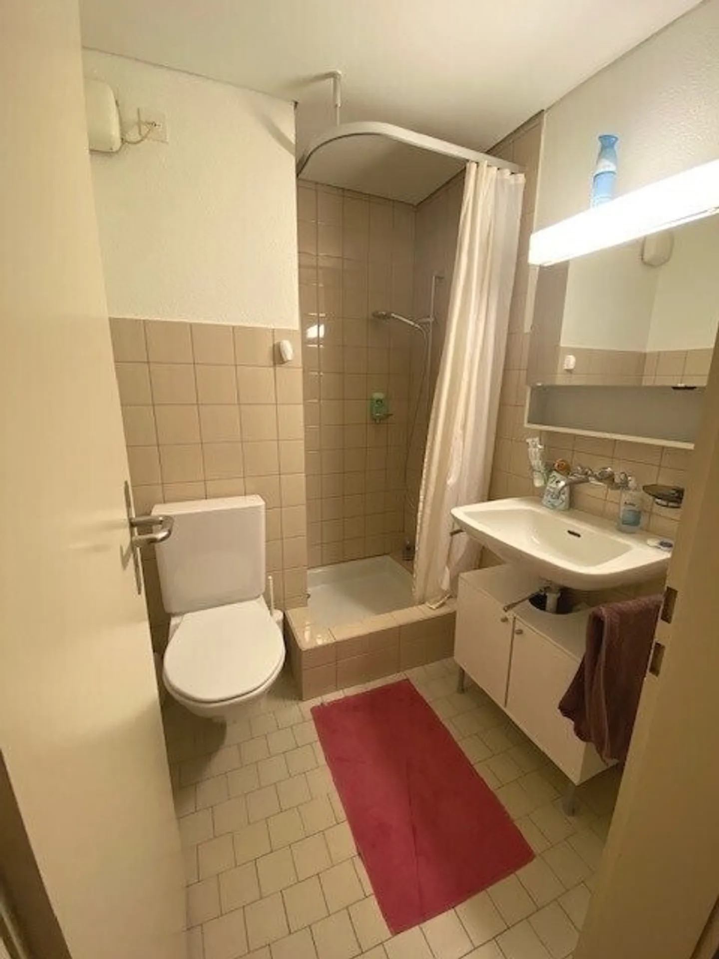 Appartement meublé près de l'hôpital cantonal - Photo 4 sur 5