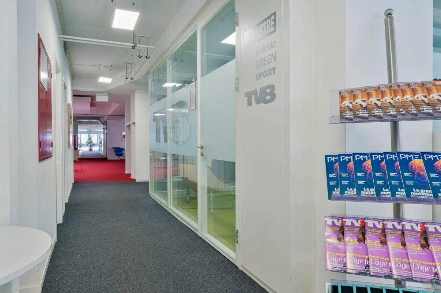 Office spaces from 450m² for rent in Bessières - Photo 8 of 10