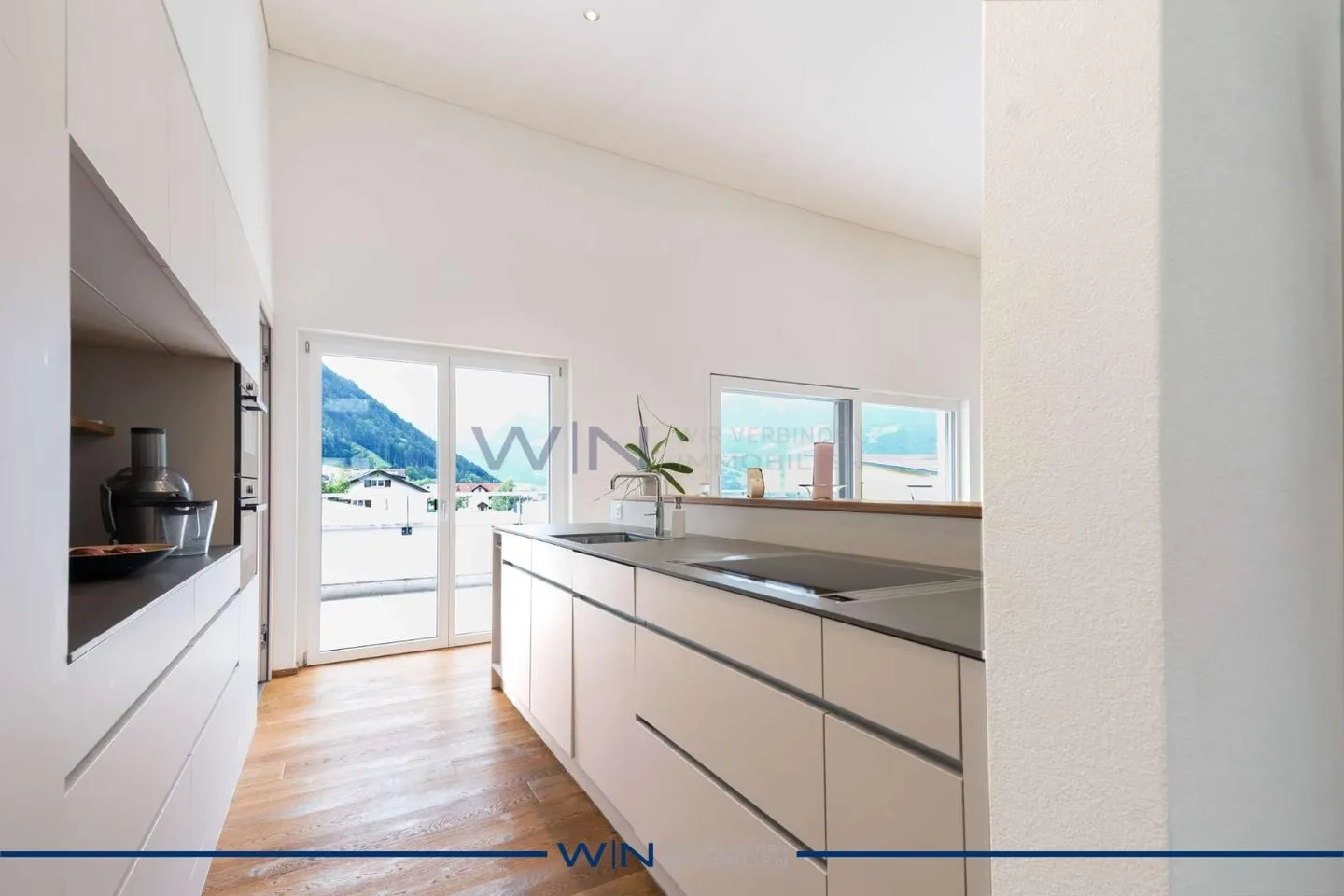 Appartement Attique de Luxe avec Vue sur Montagne - Photo 1 sur 4