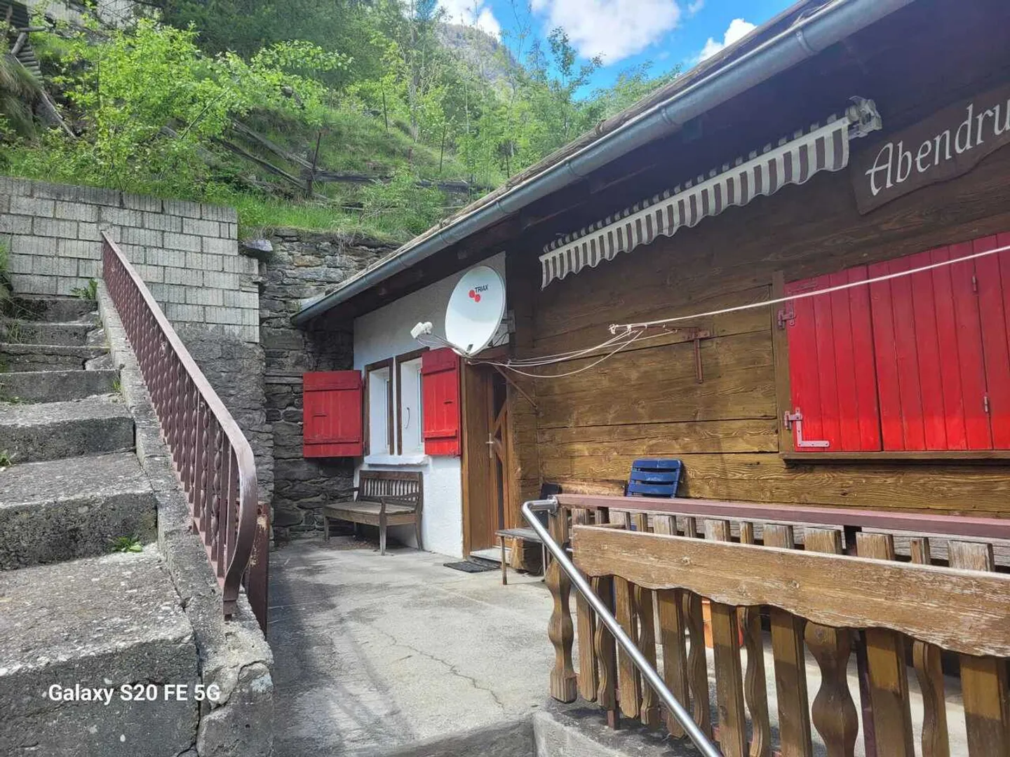 Casa singola in affitto - Foto 2 di 12
