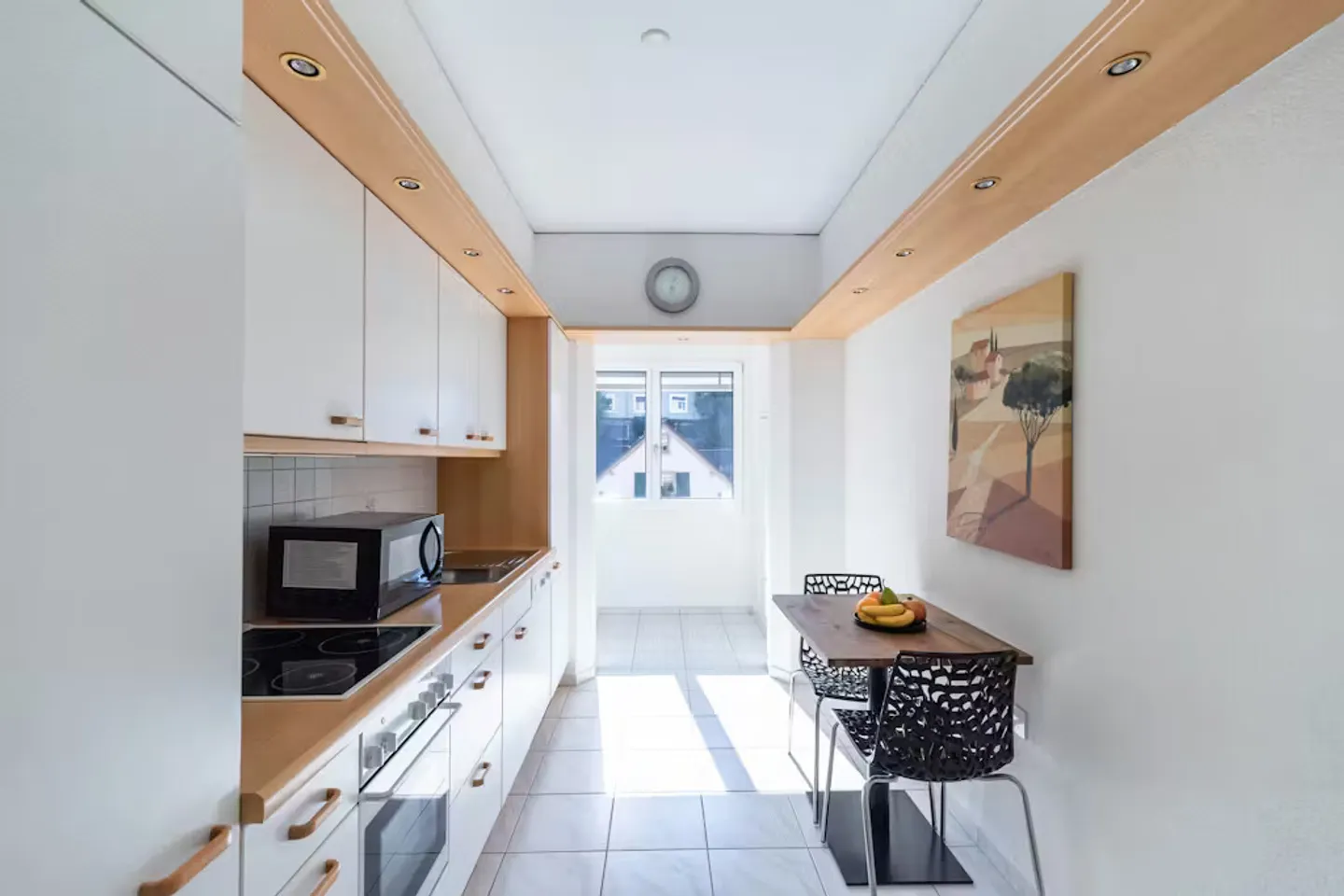 Chic Apartment in Zürich - Photo 3 of 10