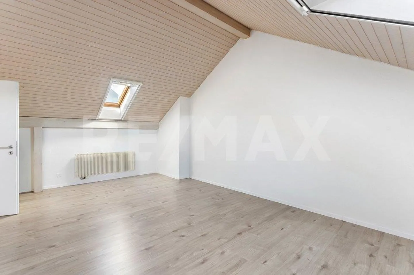 Family-friendly 6.5-room townhouse with plenty of privacy - Photo 12 of 13