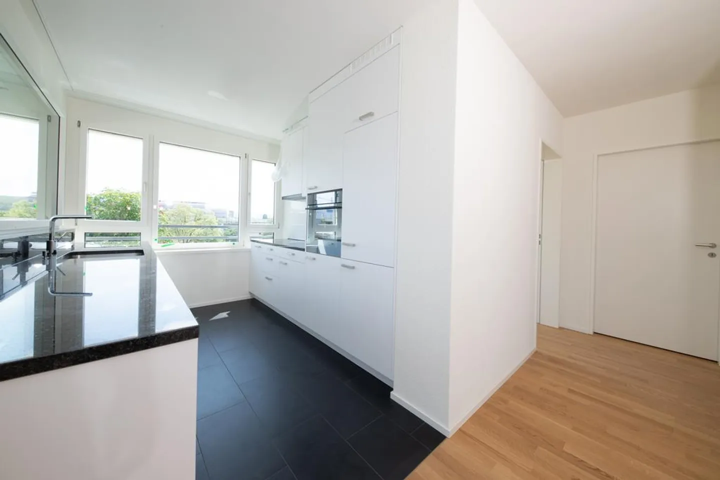 Moderne 2.5 Zimmer-Wohnung - Foto 1 von 6