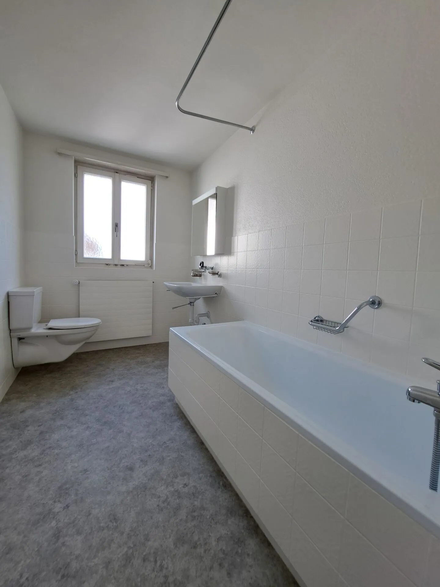 Appartamento d'epoca centrale ed economico - Foto 3 di 11