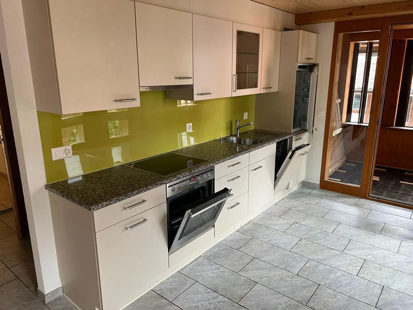 Charmante Wohnung in Gümmenen - Foto 1 von 10