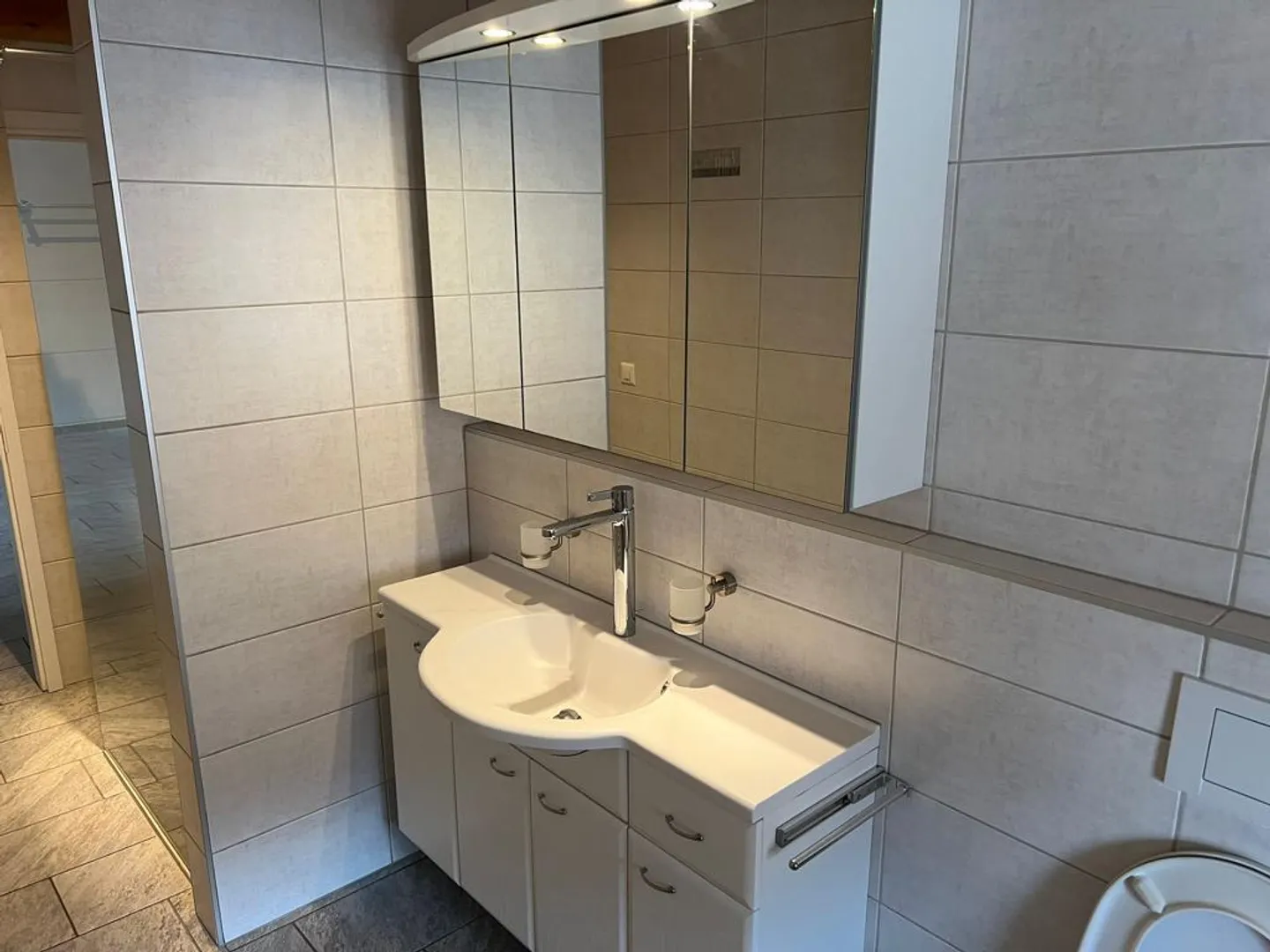 Charmante Wohnung in Gümmenen - Foto 5 von 10