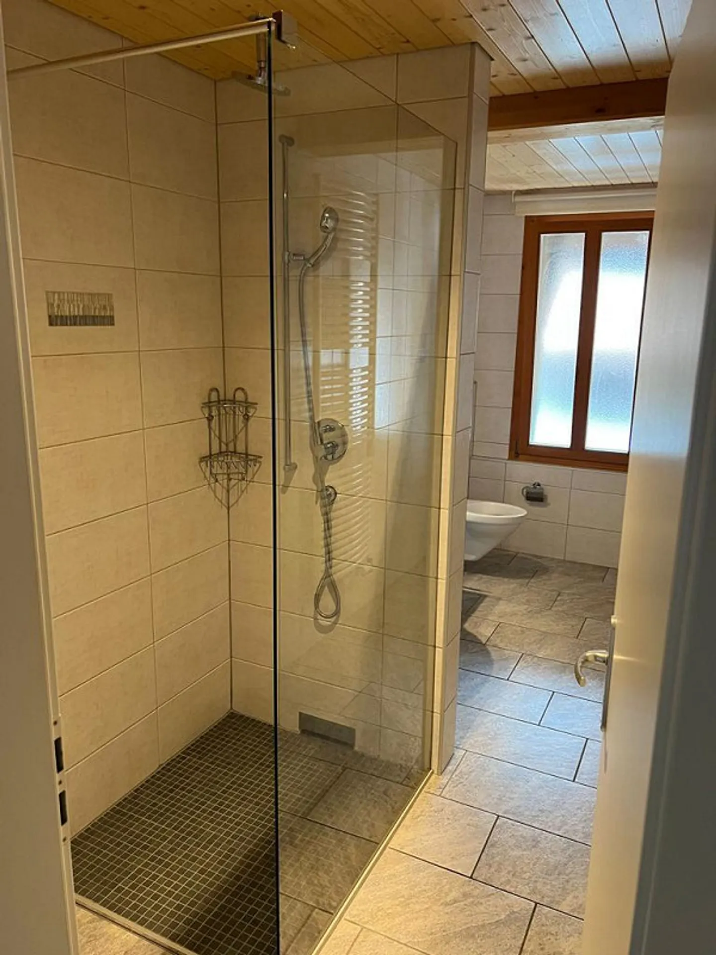 Charmante Wohnung in Gümmenen - Foto 8 von 10