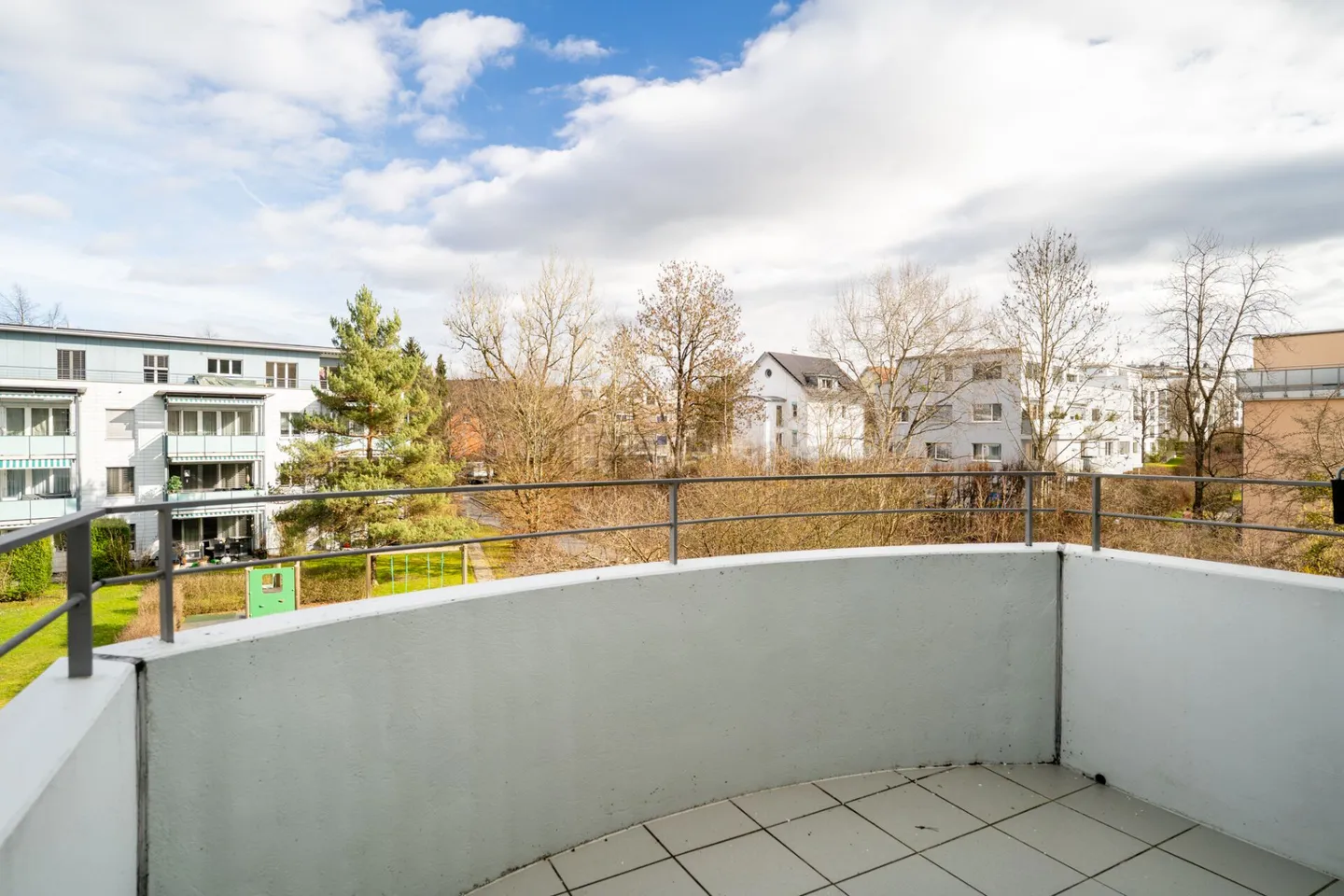 Appartamento attraente di 4,5 stanze con due balconi a Winterthur - Foto 5 di 23