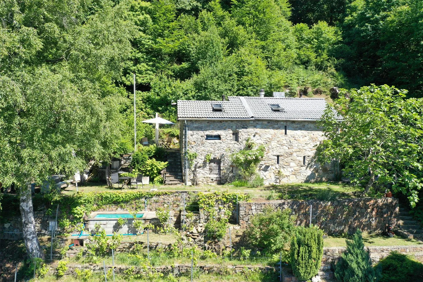 Unique Rustico with beautiful lake view in Vairano Gambarogno - Photo 1 of 22