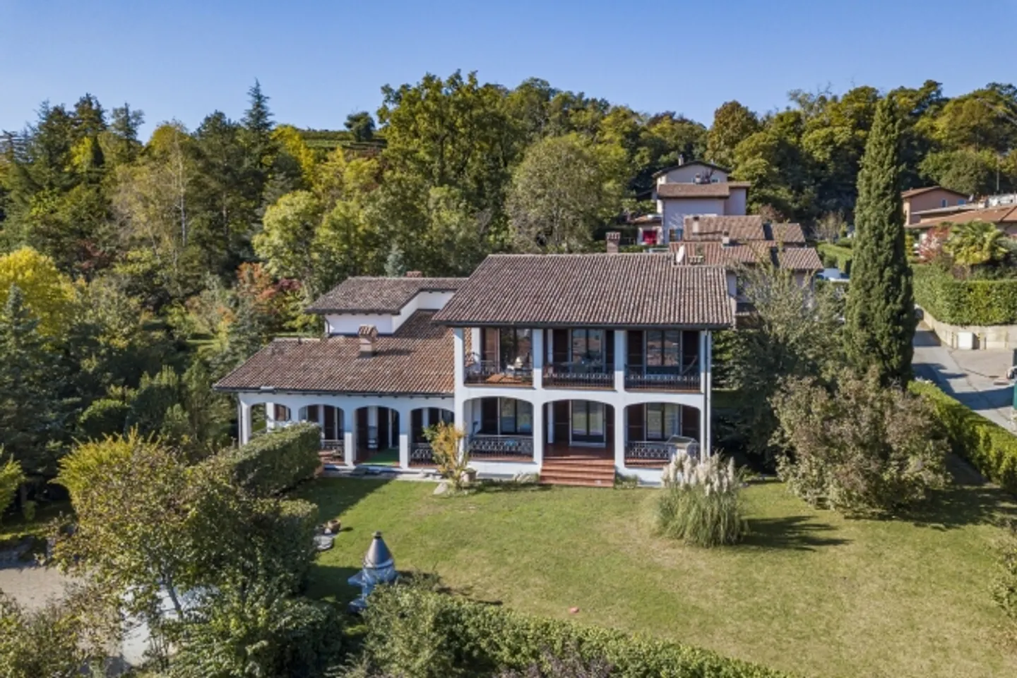 «Villa con 10.5 stanze» - Foto 4 di 15