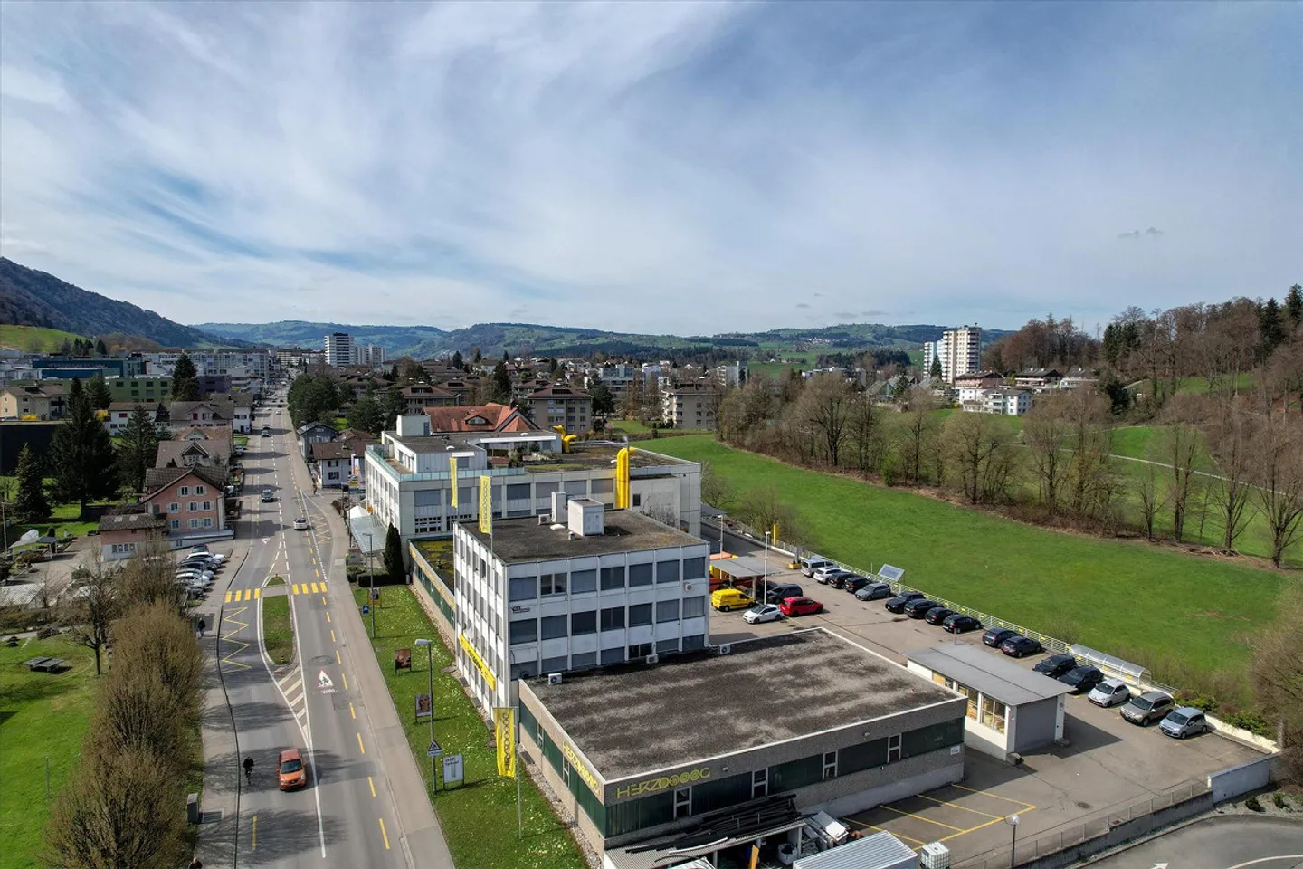 Espace de bureau lumineux (Open space) à louer - Photo 3 sur 8