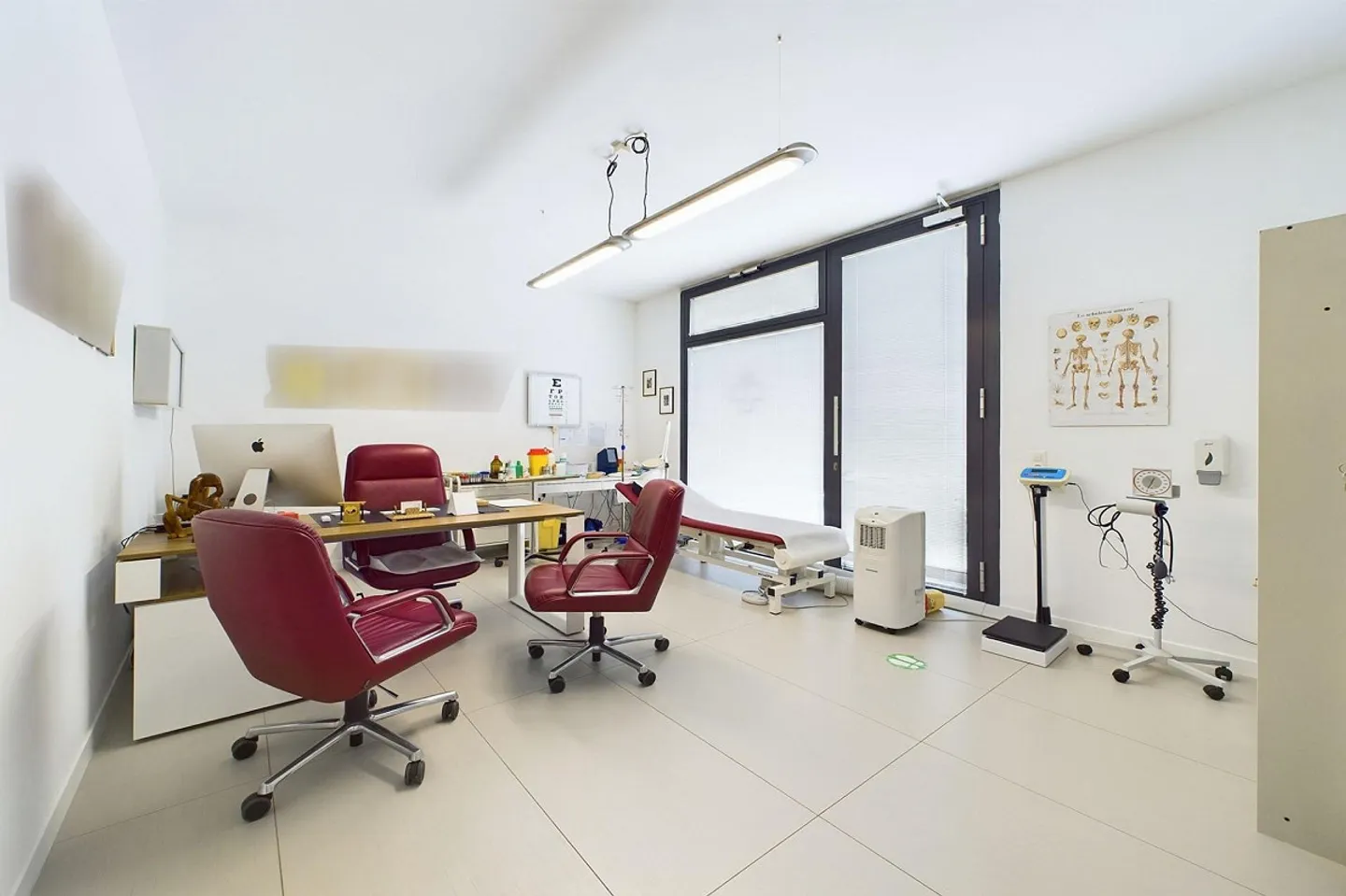 Viganello VN 119001001-2809 | Modern commercial space with diverse possibilities - Photo 1 of 10