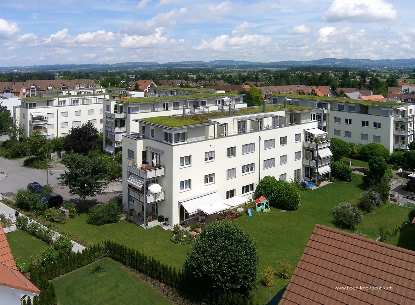 4.5 Room Apartment in Oetwil am See - Photo 1 of 8